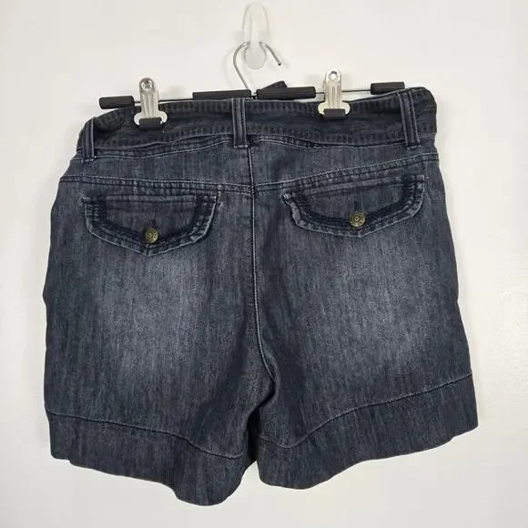 JW Style Black Shorts with belt size 10 - Picture 2 of 4